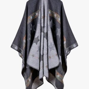 Stylish Gray Star Patterned Women's Poncho